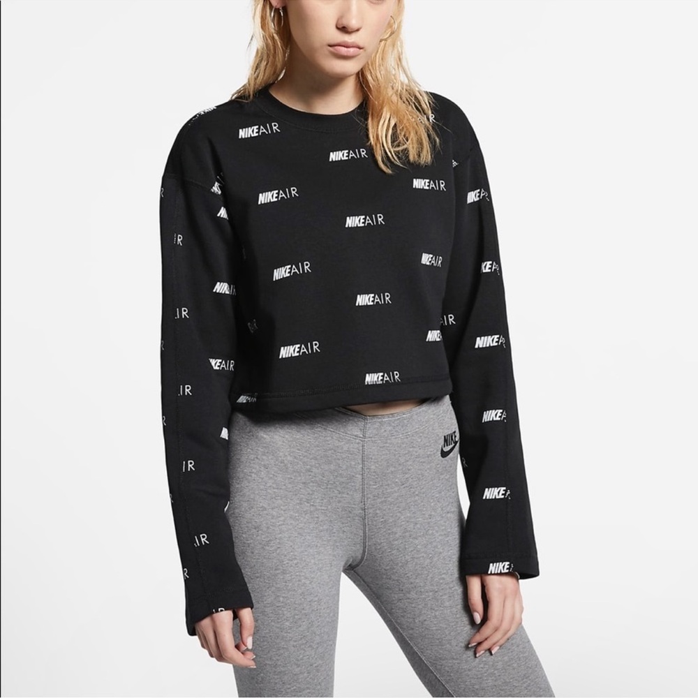 Cropped Nike Sweatshirt Size Large